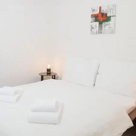 In Out Family Chesa Katja Lenzerheide Apartment Valbella